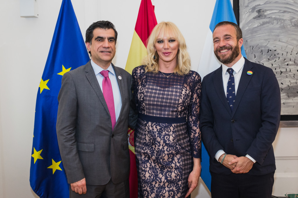 Juan Carlos Alonso, Topacio Fresh, Miguel Sanz